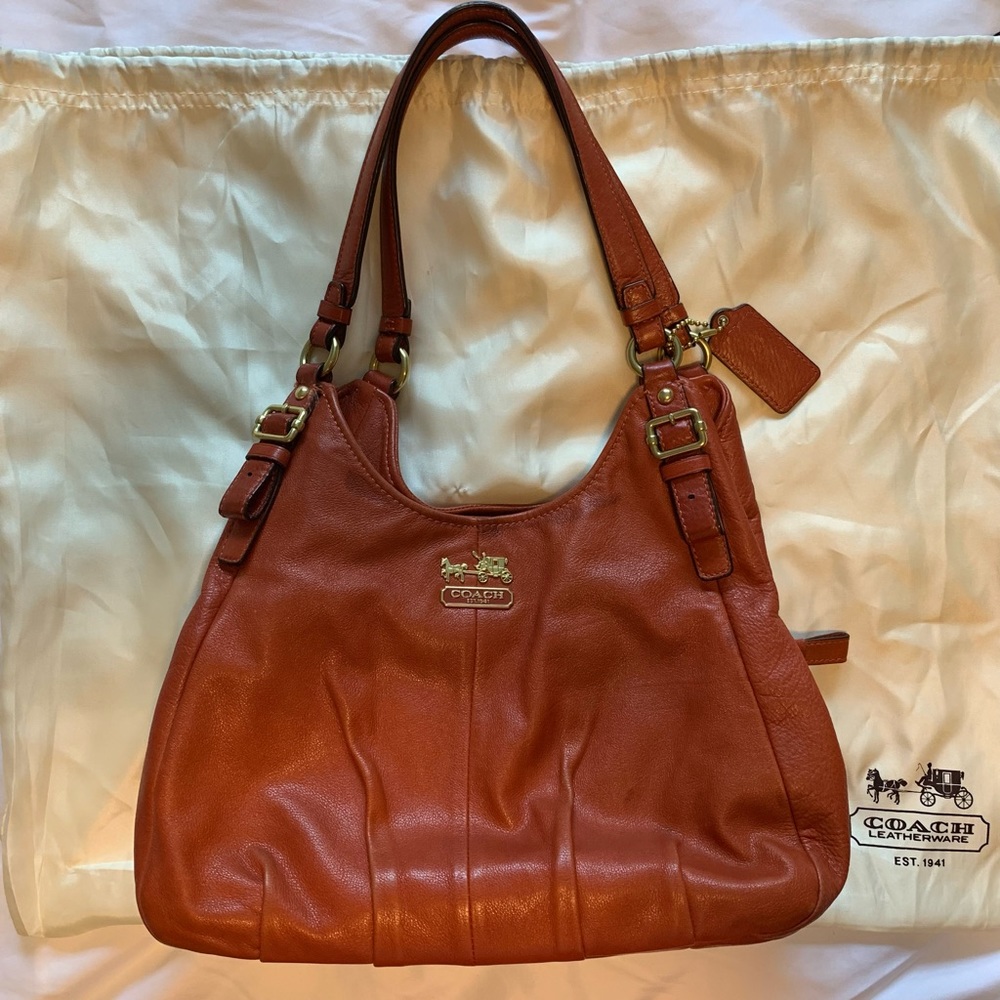 Coach handbag in beautiful burnt orange